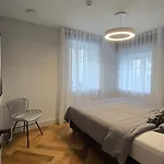 Suur-lossi - Elegantne Peatuspaik Vanalinna Suedames 公寓