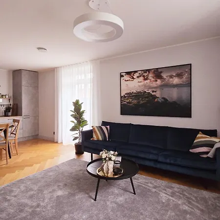 Suur-lossi - Elegantne Peatuspaik Vanalinna Südames Apartamento *