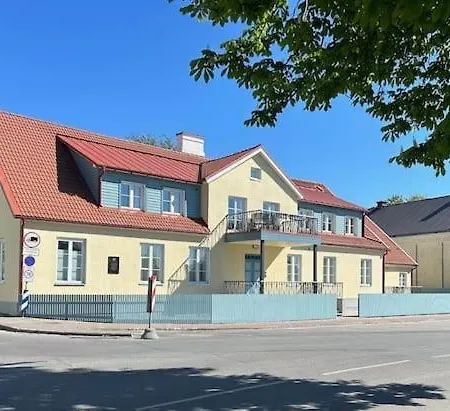 Apartamento Suur-lossi - Elegantne Peatuspaik Vanalinna Südames