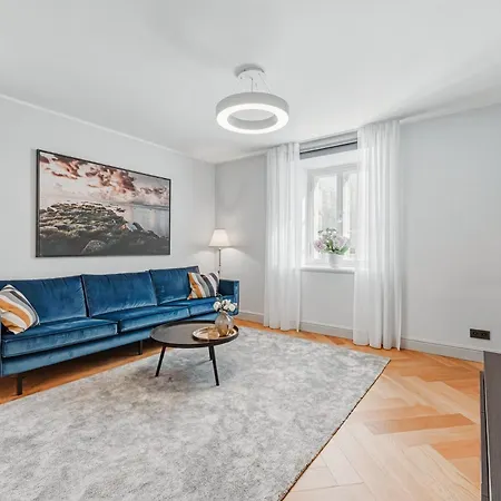 Apartamento Suur-lossi - Elegantne Peatuspaik Vanalinna Südames