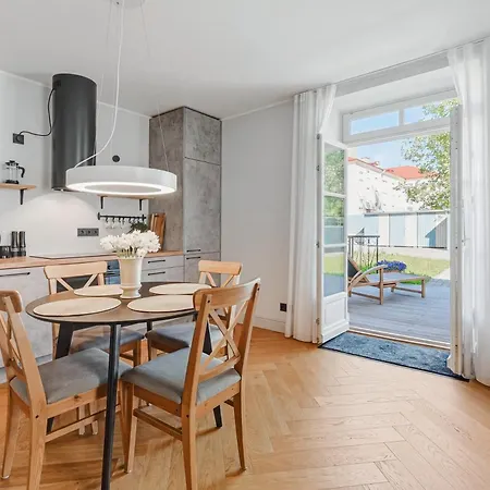 Suur-lossi - Elegantne Peatuspaik Vanalinna Südames Apartamento