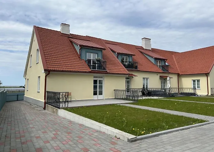 Apartament Suur-lossi - Elegantne Peatuspaik Vanalinna Suedames